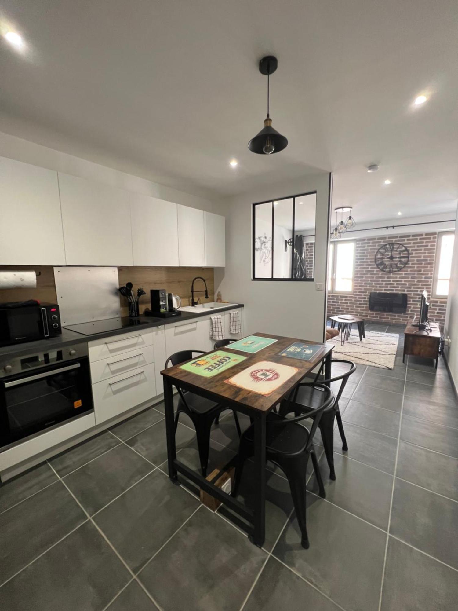 L'Atelier Apartment Crest Luaran gambar