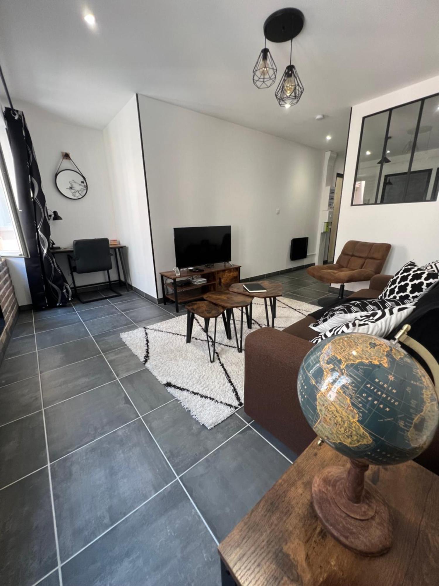 L'Atelier Apartment Crest Luaran gambar